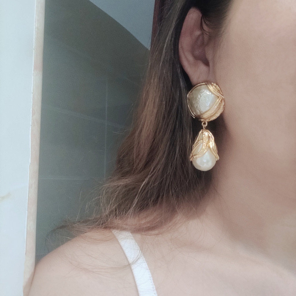 High end temperament, light luxury, fashionable and versatile water droplet earrings